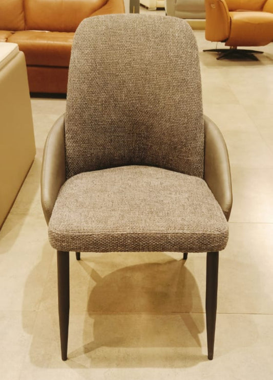 VD6370 - DINING CHAIR - OUTLET