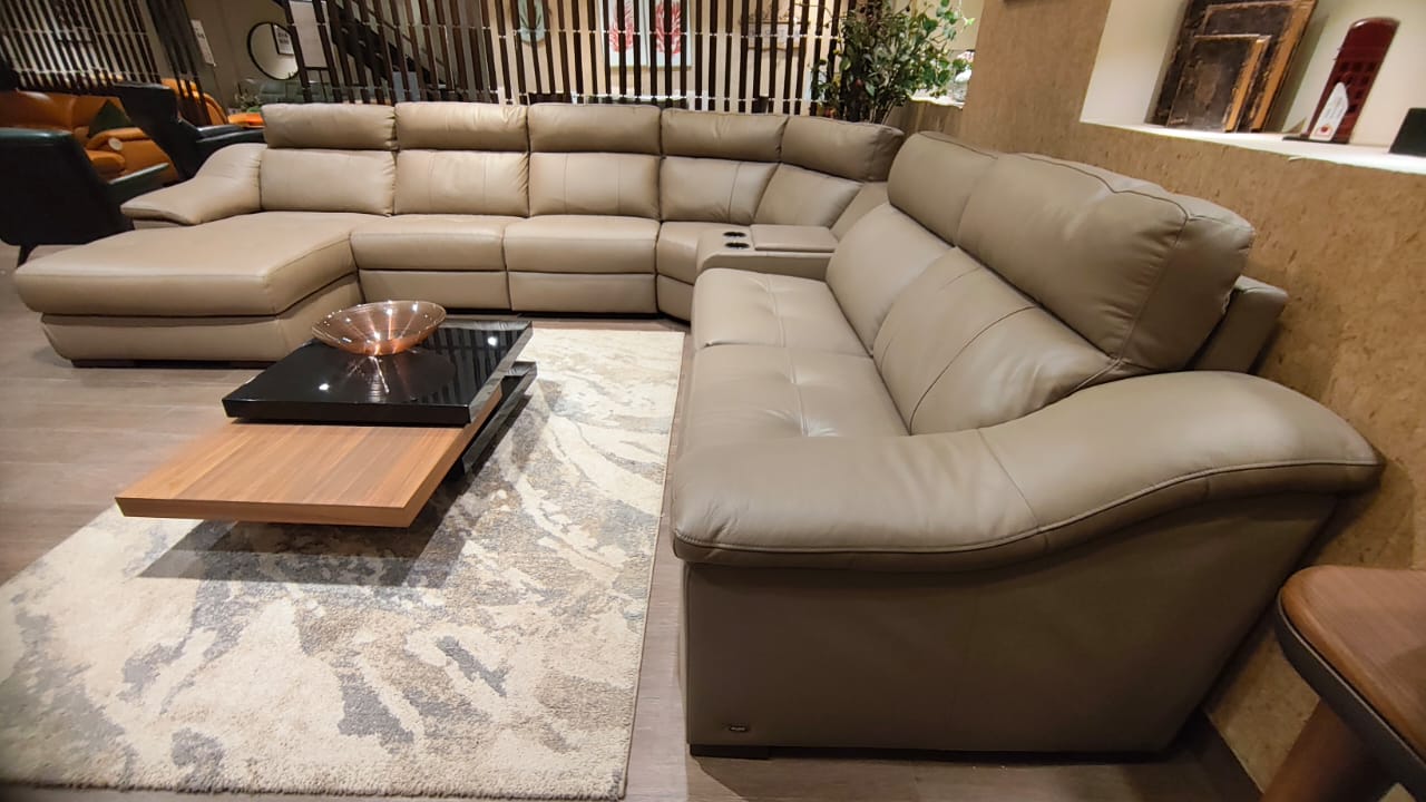 1735 - 5 SEATER+CHAISE+CONSOLE - WFD