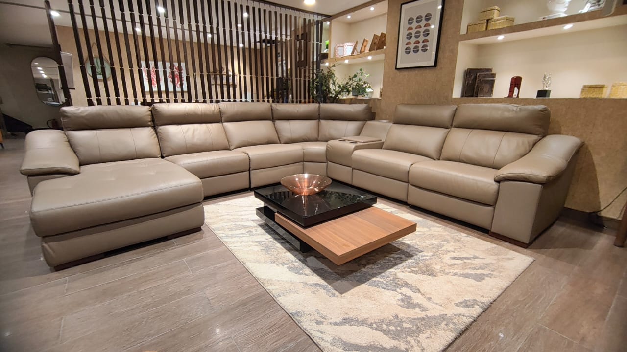 1735 - 5 SEATER+CHAISE+CONSOLE - WFD